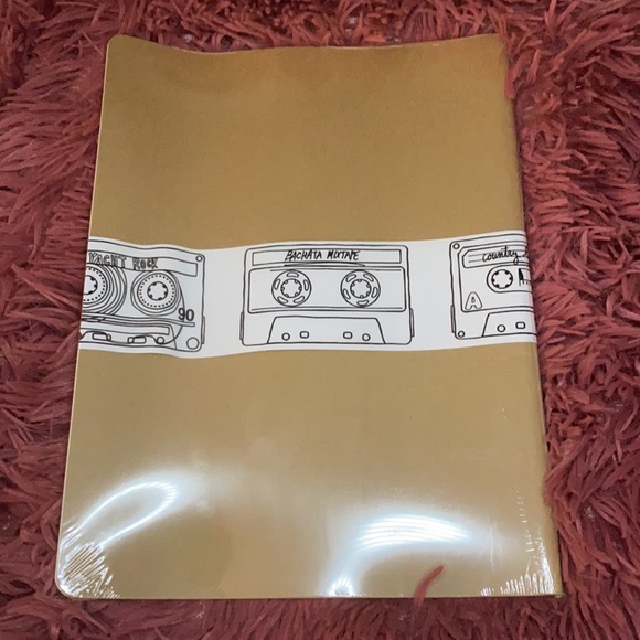 Pandora Music Notebook NWT - Picture 2 of 3